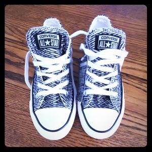Sz 5 womens all star Converse
